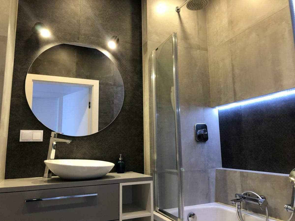 Glamour Apartment With Big, Private Terrace 克拉科夫 外观 照片
